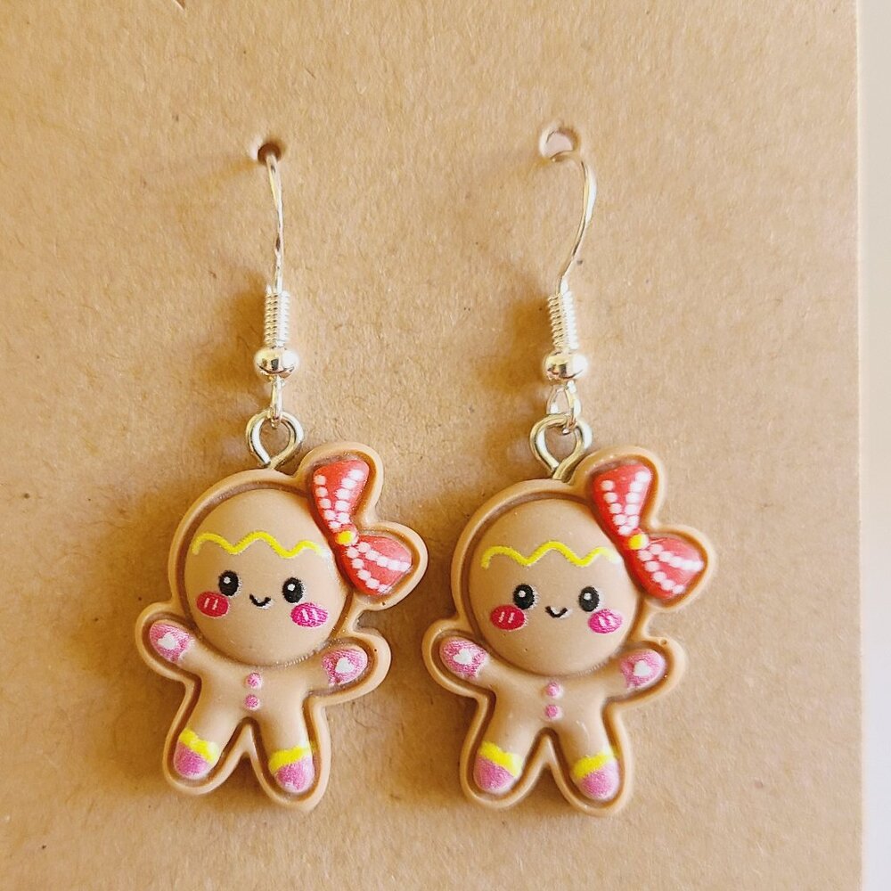 Christmas Gingerbread Girl Dangle Drop Earrings NEW Women's Holiday Gift Festive